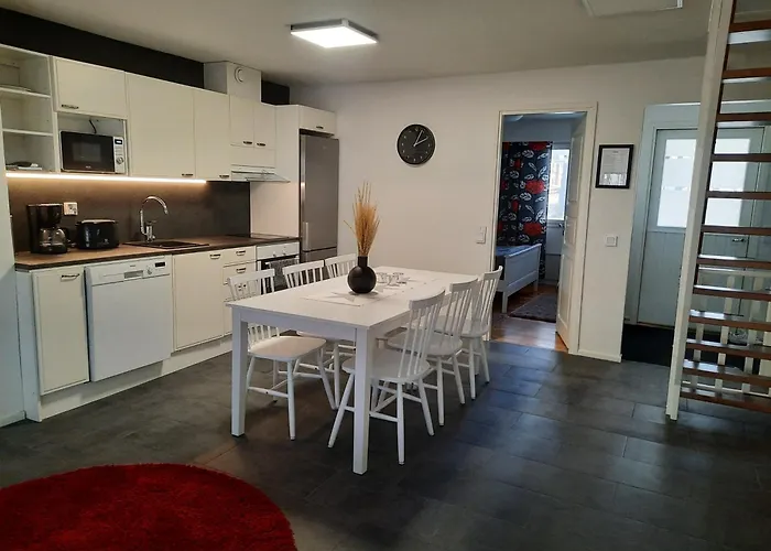 Keskuskarintie 9 A3 *